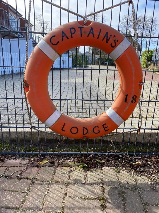 Apartment Captain's *